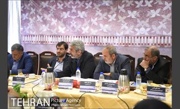 جلسه نظارت ستادی برعملکرد مناطق 22 گانه با حضور شهردار تهران 13