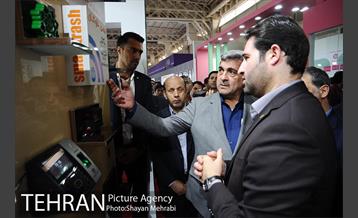 بازدید شهردار تهران از نمایشگاه الکامپ 14