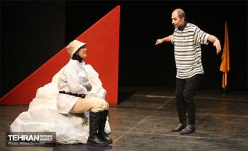 نمایش دروغ رستاخیز‎‎ 9