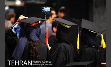نخستین جشن فارغ التحصیلی ادوار دانشکده خبر 5