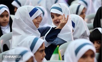 آغاز سال تحصیلی جدید در دبستان شاهد حضرت زینب(س) 56