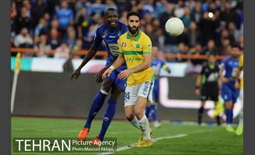 دیدار تیم های استقلال تهران و نفت آبادان  15