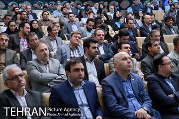 رونمایی از سرویس های هوشمند شهرسازی در «تهران من» 13