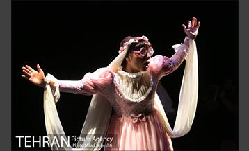 نمایش هوراشیو 17