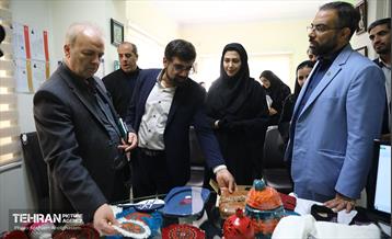 بازدید اعضای کمیته قرارگاه اجتماعی از همراه سرای پناه و پویا شهر منطقه 7 17
