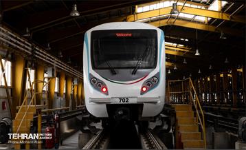 رونمایی از قطار ملی 18