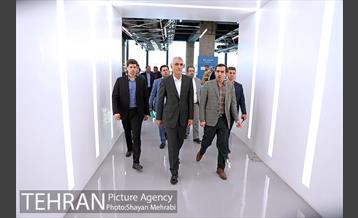 بازدید مهندس افشانی شهردار تهران از مجموعه باغ کتاب 8