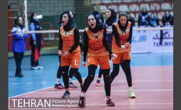 دیدار تیم های والیبال زنان پیکان و سایپا 30