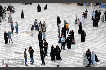 اهتزاز پرچم حرم سیدالشهدا(ع) بر فراز گنبد حرم عبدالعظیم حسنی(ع) 17