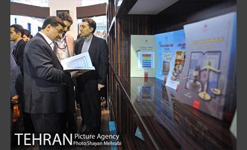 بازدید حسینی مکارم سرپرست شهرداری تهران ار نمایشگاه کتاب 24