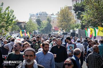در حاشیه نماز جمعه تهران به امامت رهبر انقلاب 22