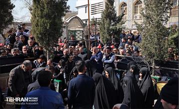 تشییع پیکر شهید آتش‌نشان «قریب رضا دارابی» -1 5