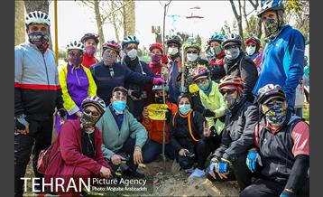 آیین درختکاری دوچرخه سواران تهران 17