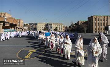 جشن تکلیف فرشته‌ها ۴ 50