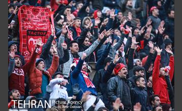 دیدار تیم‌های فوتبال تراکتور سازی تبریز - استقلال تهران 29