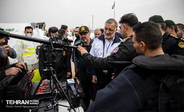 بازدید شهردار تهران از مانور تمرین اسکان اضطراری 11