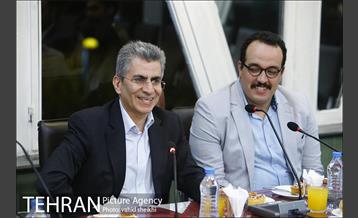 نشست صمیمی دکتر مظاهریان با اصحاب رسانه  3