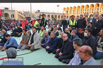 بدرقه خادمان و زائران اربعین با حضور شهردار تهران 4