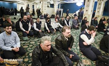 وداع با پیکر شهید «قریب رضا دارابی» 33