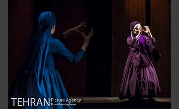 نمایش مهمانخانه پنج در 8