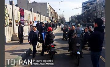 دومین سالگرد شهدای پلاسکو در محل این واقعه 17