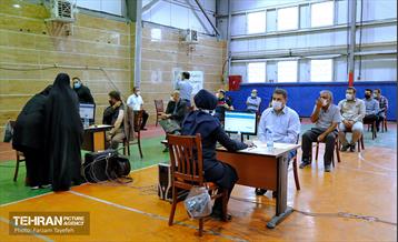 فعالیت 4مرکز واکسیناسیون منطقه 5