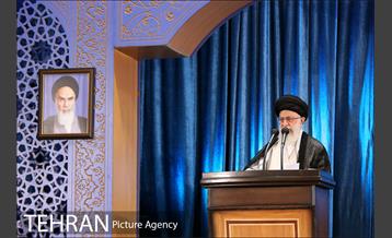 نماز عید فطر به امامت رهبر انقلاب 3