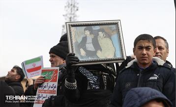 حضور و سخنرانی دکتر علیرضا زاکانی در اجتماع مردم زنجان در مراسم راهپیمایی ۲۲ بهمن 22