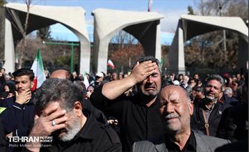 اجتماع مردم تهران در پی شهادت رهبر انقلاب - 2 14