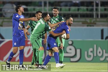 دیدار تیم های استقلال تهران و ذوب آهن اصفهان 19