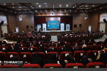 نشست جمعی از دانشجویان با شهردار تهران 26