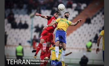 دیدار تیم های پرسپولیس  و صنعت نفت آبادان 2