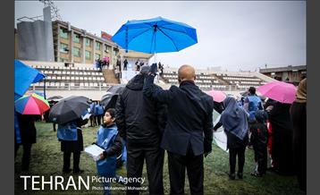 پیاده روی خانوادگی 7