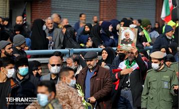 تشییع پیکر ۲۰۰ شهید گمنام دفاع مقدس در تهران 24