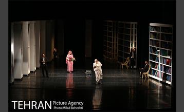 نمایش سقراط‎ 4