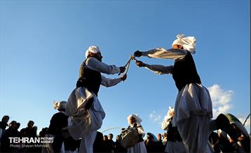 برج میلاد در ایام نوروز قرآنی 32