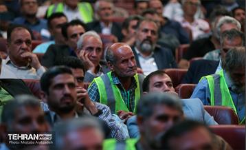 مراسم تقدیر و تجلیل از خادمان اربعین حسینی 33