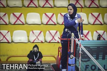 قهرمانی زود هنگام والیبال زنان سایپا تهران 1