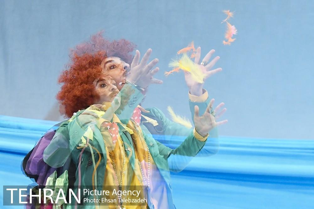 نمایش «مخ پریشون های شلم‎» 25