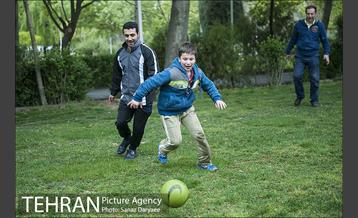 روز طبیعت بارانی در بوستان لاله 11