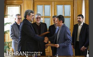 آیین امضای تفاهم نامه همکاری میان شهرداری تهران و بنیاد مستضعفان 8