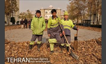سومین رویداد هنری "پاییز برگ" در میدان مشق 10