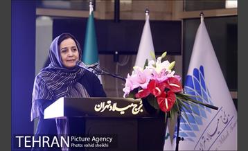 نشست شرکت کنندگان پنل های تخصصی حوزه زنان با مدیران شهری 11