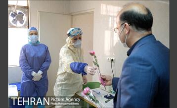 بازدید شهردار منطقه شش از بیمارستان فیروزگر و شرکت شهر سالم 9