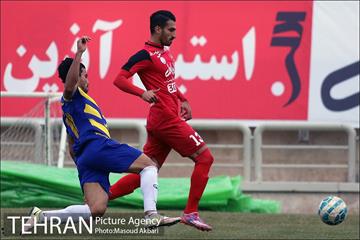 دیدار دوستانه تیم های فوتبال پرسپولیس و پارس جنوبی جم