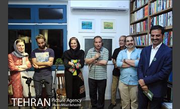 یادمان جشن یک سالگی کتاب فروشی نشرهنوز 15