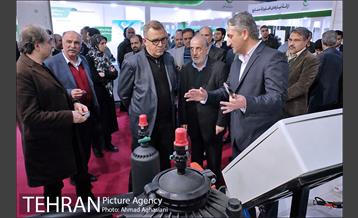 بازدید مشاور و مدیر کل دفتر شهردار تهران از هفتمین نمایشگاه ایران ساخت 4