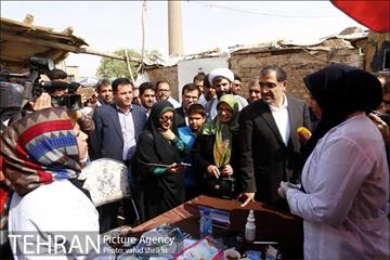 بازدید وزیر بهداشت و سرپرست شهرداری تهران از کوره پز خانه 8