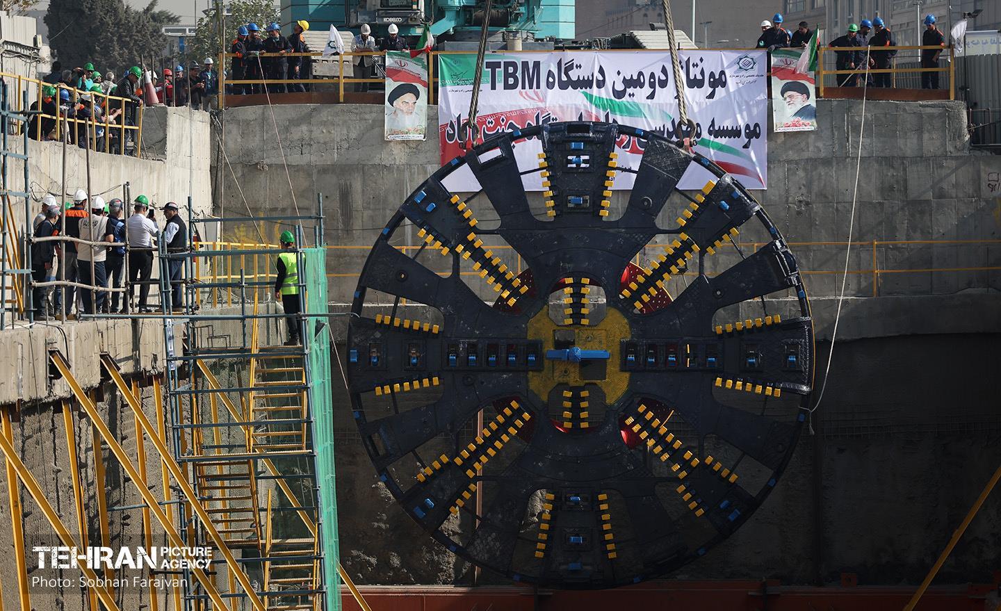 مونتاژ قطعه اصلی دومین دستگاه TBM خط 10 16