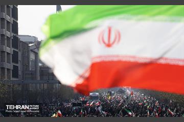 تشییع پیکر شهدای حملات آمریکایی-صهیونیستی - 4 17